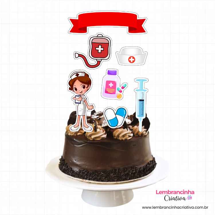 bolo de chocolate com topo de bolo enfermagem